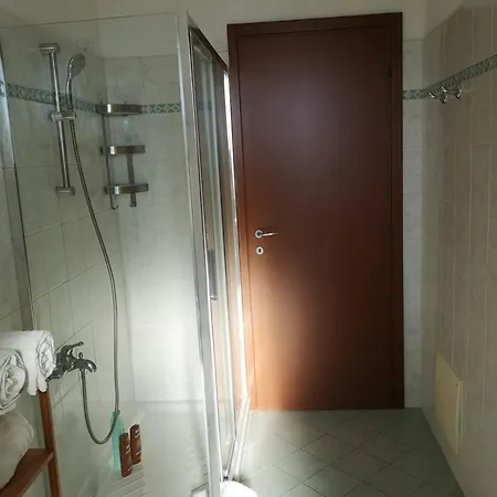 Appartamento Con Posto Auto Viareggio Exterior foto