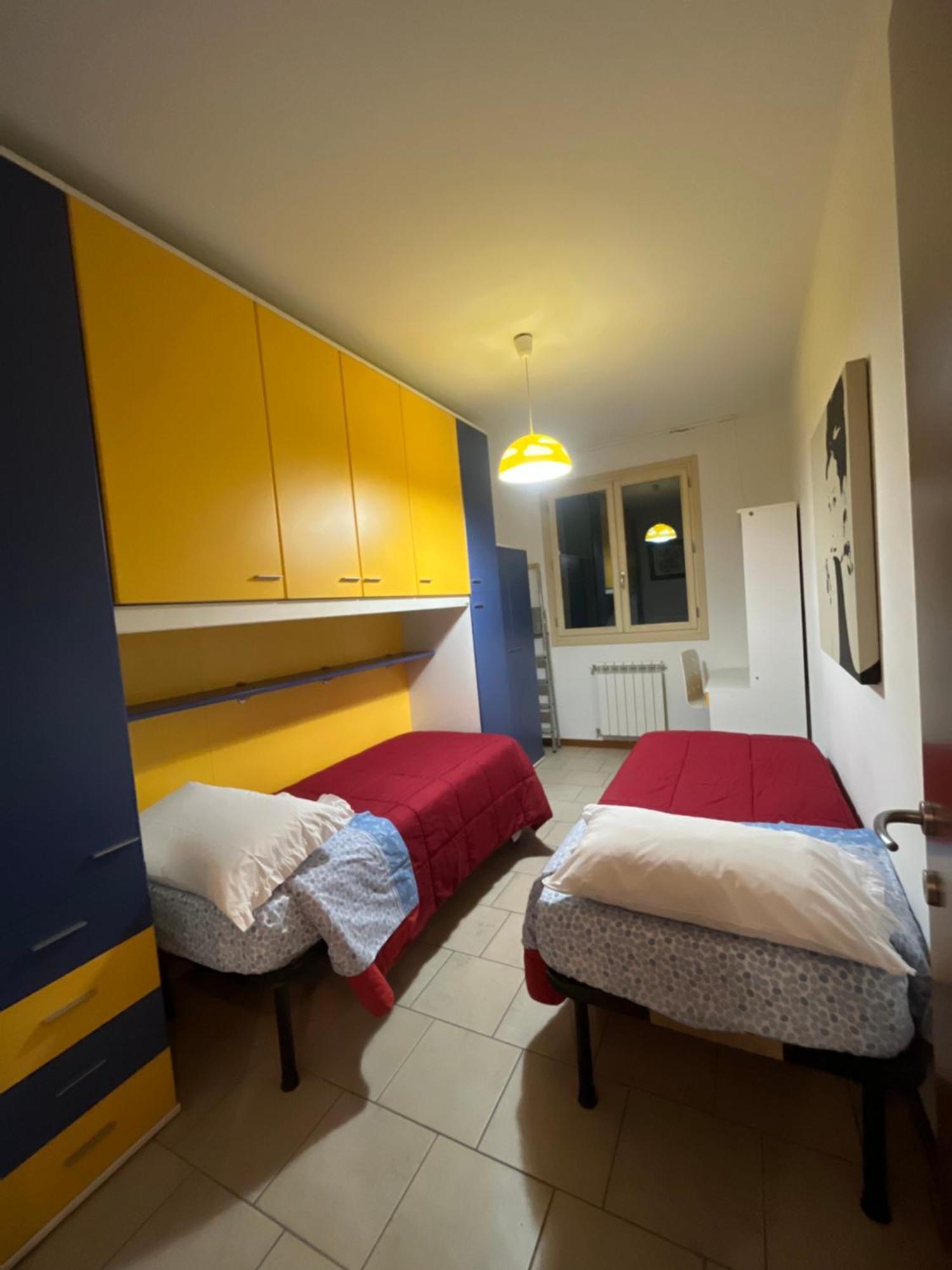 Con Posto Auto Appartement *